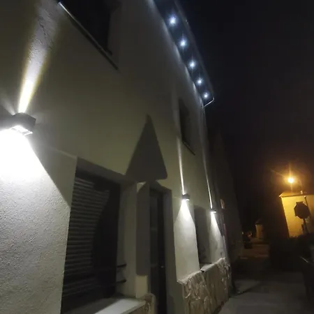 Dans Maison Neuve Au Style Chic Et Boheme Homestay